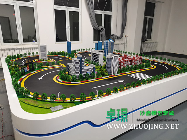 自動(dòng)駕駛無(wú)人駕駛沙盤模型制作廠家案例